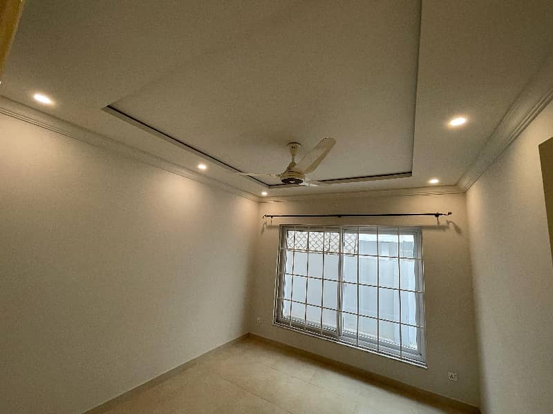 5 Marla house available for sale in bahria enclave Islamabad 3