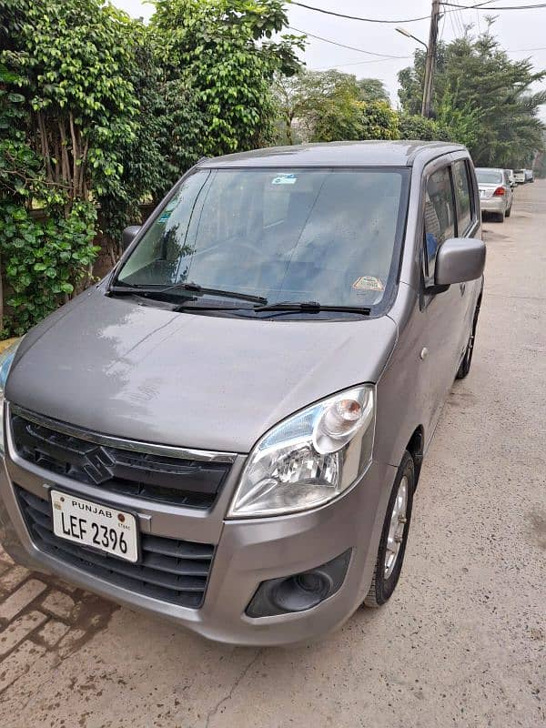 Suzuki Wagon R 2018 12