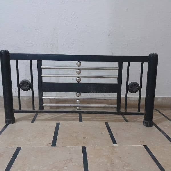 3/6 Iron bed 1