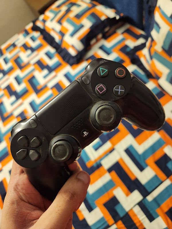 PS4 Controller 0