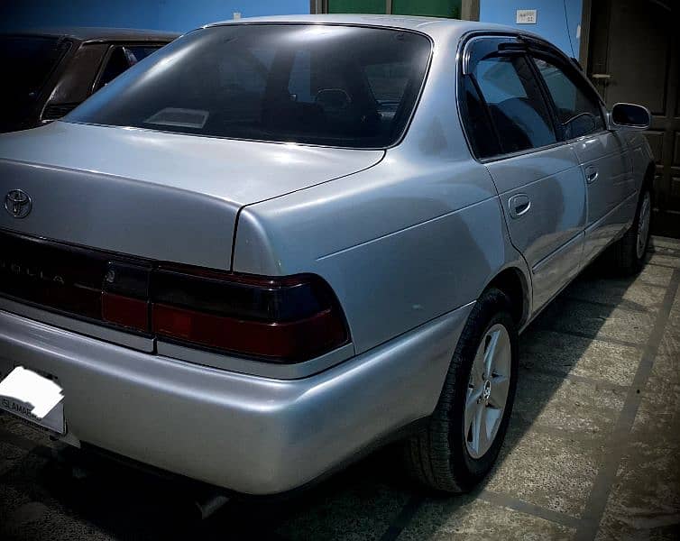 Toyota Corolla XE 1995 8