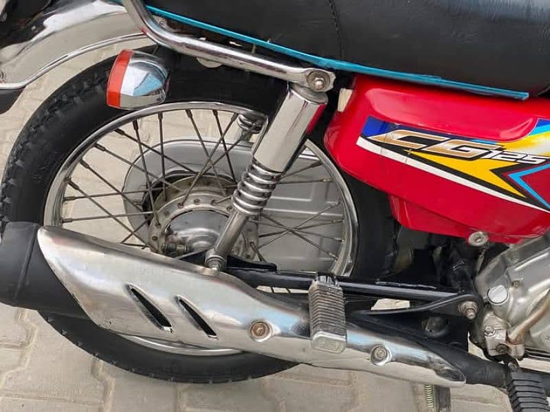 2019 honda 125 bike 4