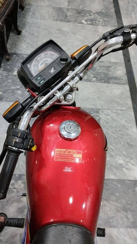 Honda CD 70 2021 7