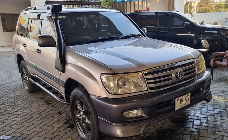 Toyota Land Cruiser 2000 0