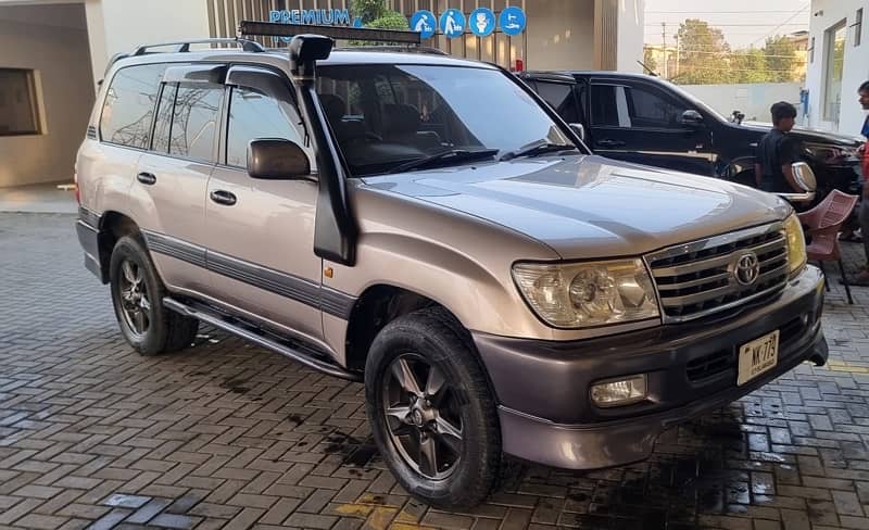 Toyota Land Cruiser 2000 9