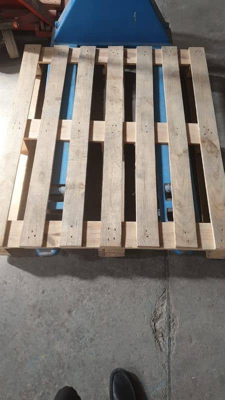 wooden pallets 6