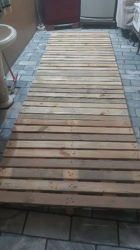 wooden pallets 8