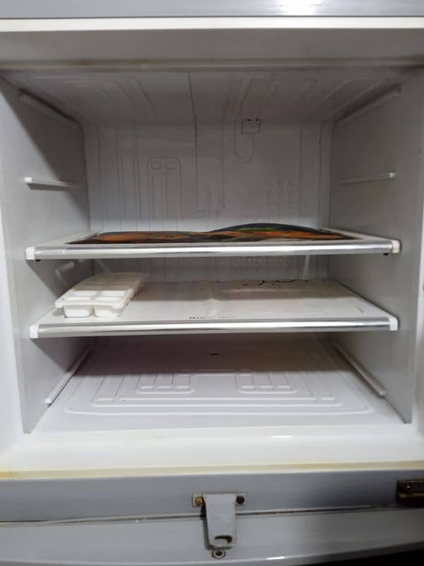 Dawlance Refrigerator 2