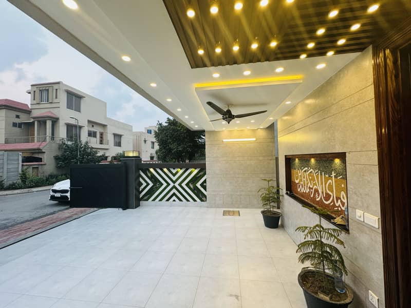 10 Marla Brand New House Available For Sale In Bahria Town Lahore 2