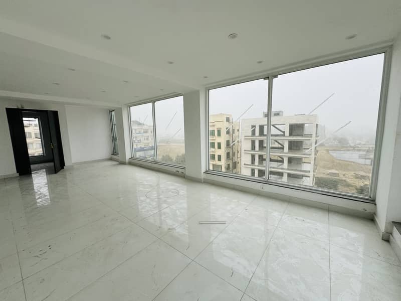 5 Marla Commercial 4th Floor For Rent Bahria Town Lahore 10