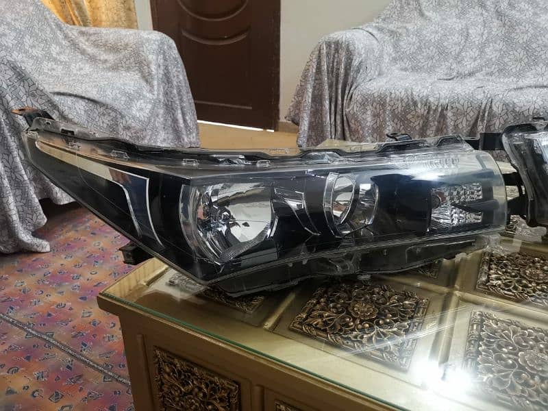 Toyota Corolla GLI Headlights 6