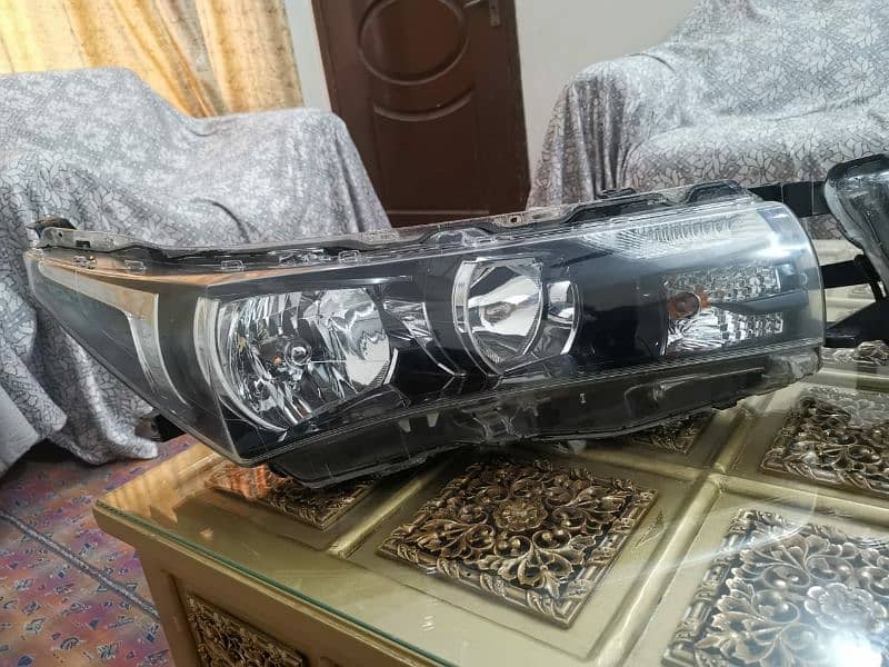 Toyota Corolla GLI Headlights 7