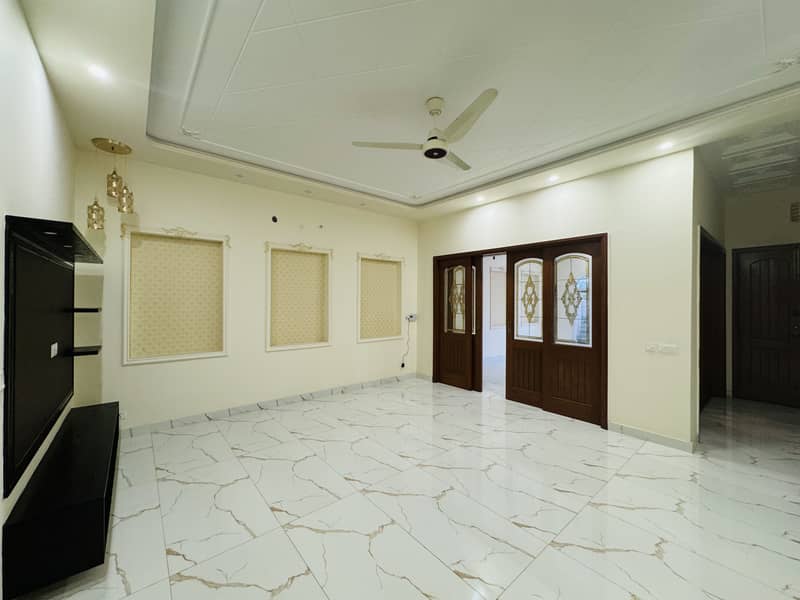 10 Marla Brand New House Available For Sale In Bahria Town Lahore 6