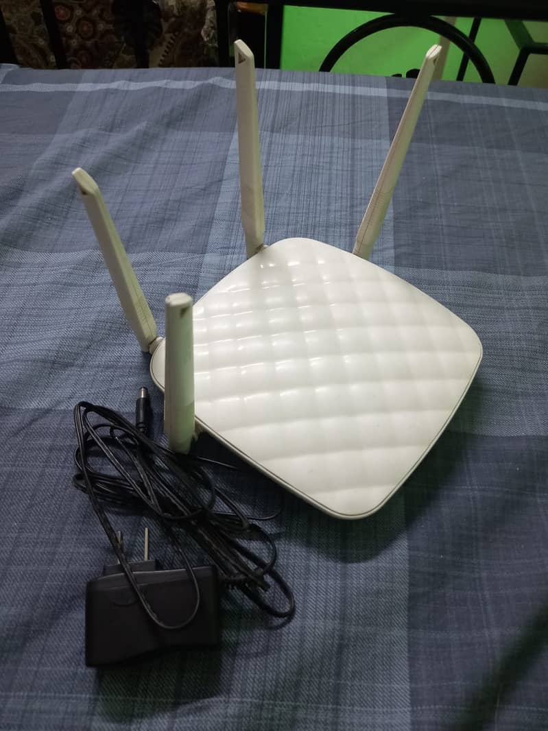 Tenda wifi router 0