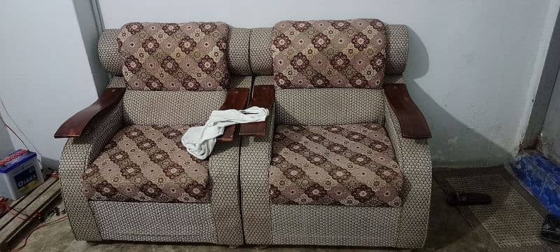 5 seter sofa set for sell 2