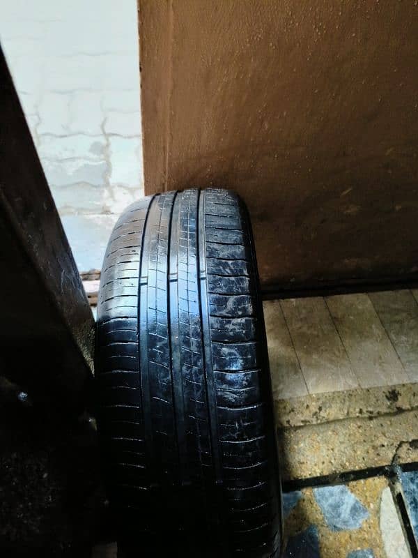 civic Corolla tyre for sale 0