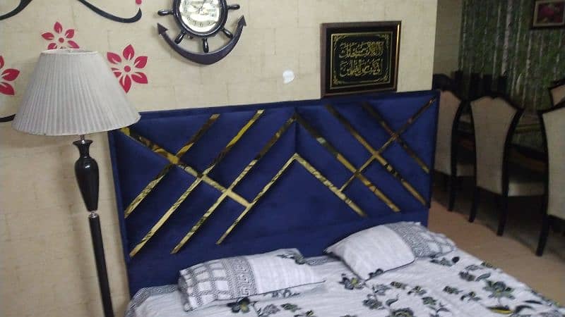 King size double bed 4