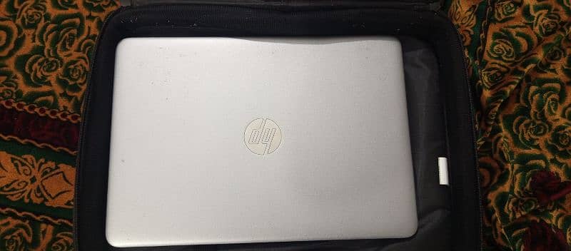 hp Elite Book G 3 Touch Panel core i5 6th gen 0