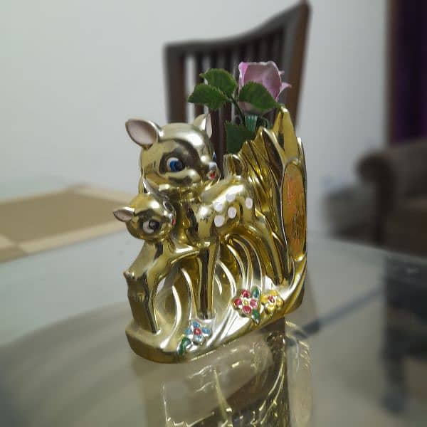 Beautful Golden Cat Vase Decoration Piece! 1