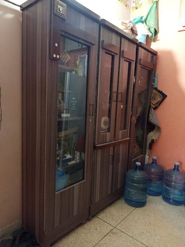 fridge,divider and dressing table for sale 0