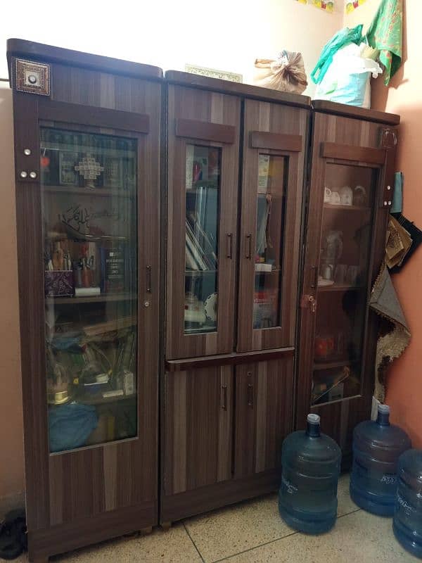 fridge,divider and dressing table for sale 1