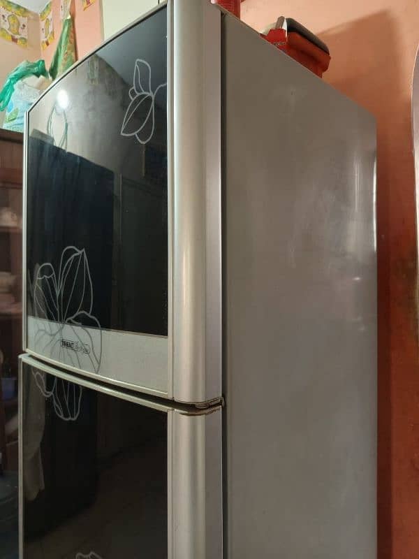 fridge,divider and dressing table for sale 6