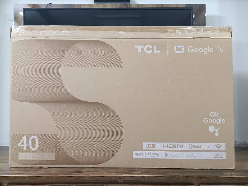 Brand new TCL 40" Google LED Model (40S5400) 10