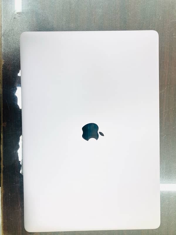 MacBook Pro 2019 0