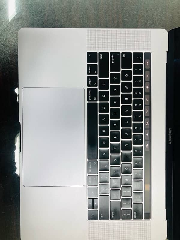 MacBook Pro 2019 1