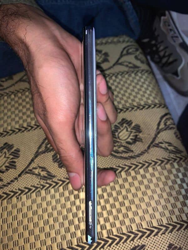 Vivo S1 for sell just 19k 2