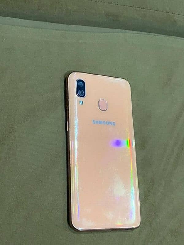 Samsung a40 64 gb jv smooth screen 1