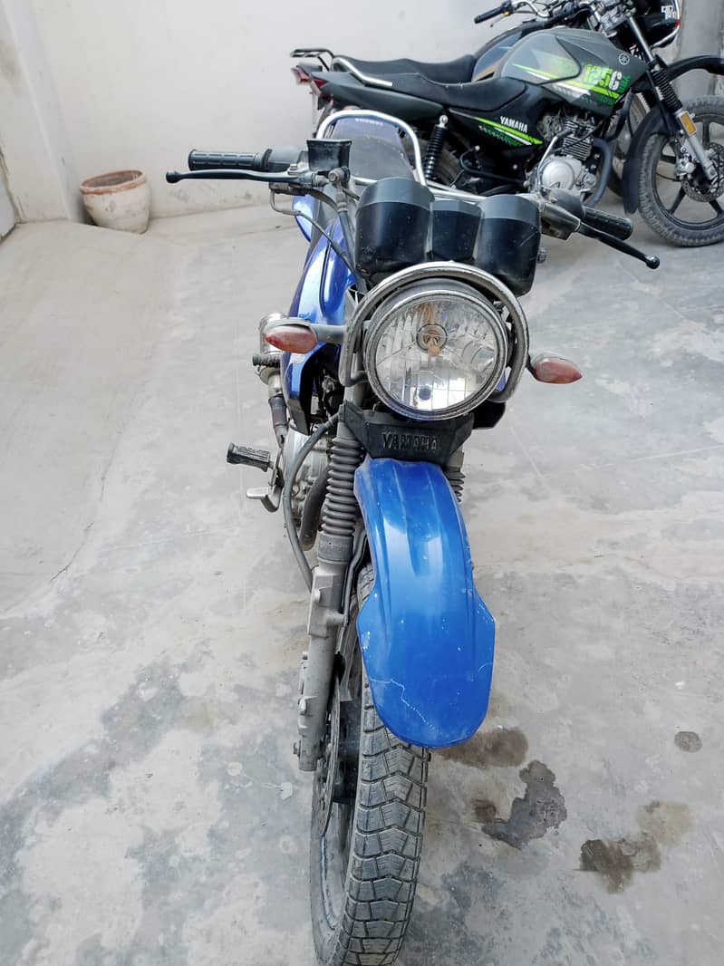 Yamaha YBR 125G 2020. . . 03002250289 1