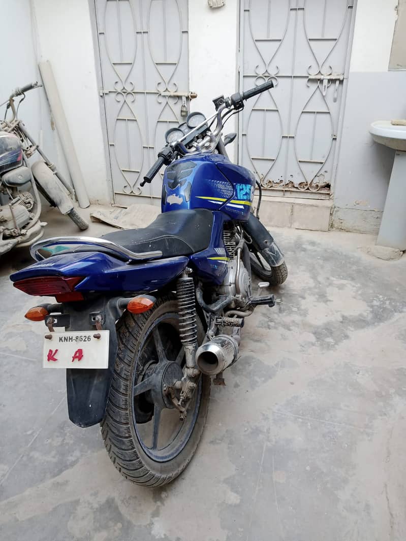 Yamaha YBR 125G 2020. . . 03002250289 3