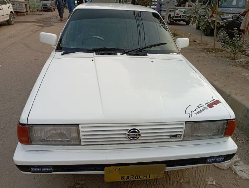 Nissan Sunny 1989 1