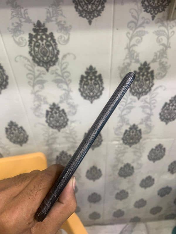 Tecno spark 6Go mobile All oky 10