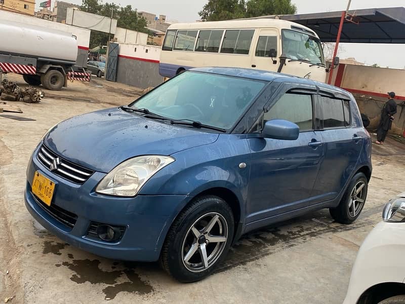 Suzuki Swift 2010 4