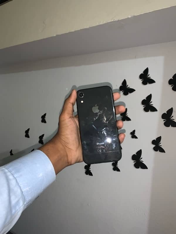 i phone  xr non pta 128gb 10/10  better  masg  03425006099 0