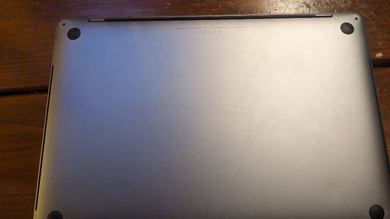 MacBook pro with graphics card 7