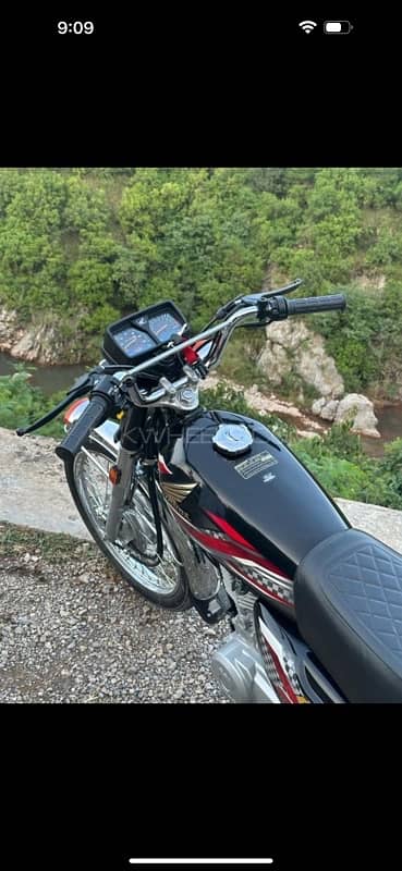 Honda CG 125 2024 Black 9