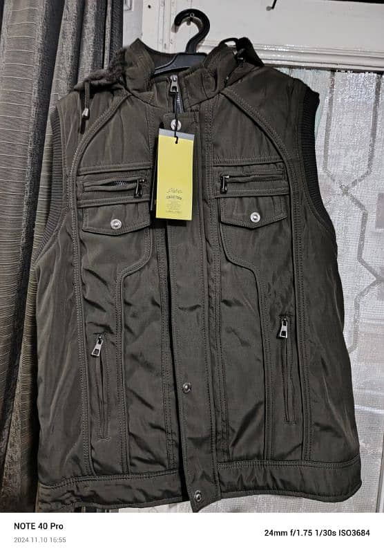 Brand new sleeveless jacket 1