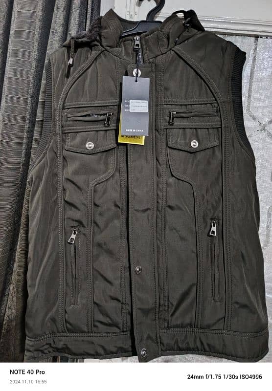 Brand new sleeveless jacket 2