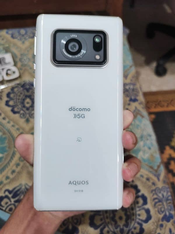 Sharp Aquos R6 Approved (Exchange Possible) 1