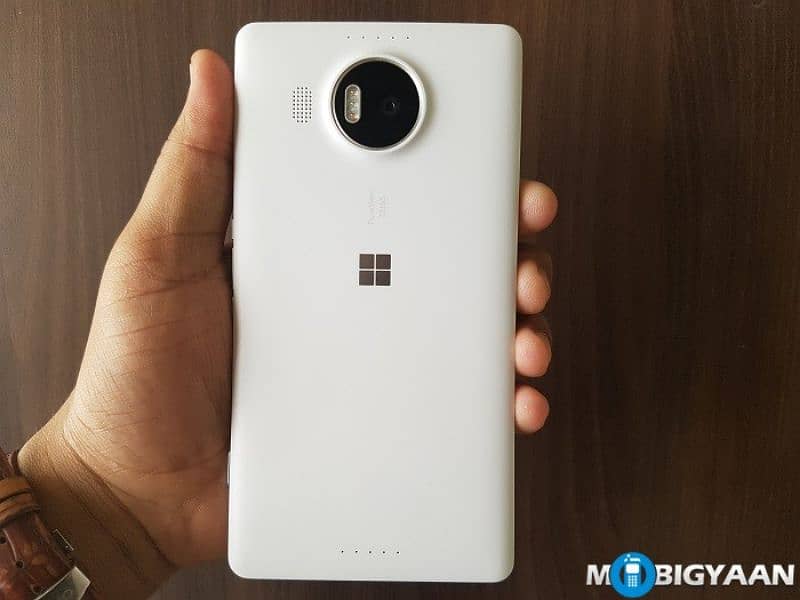 Nokia Lumia 950XL 1