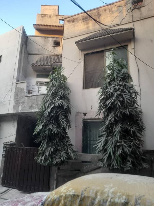 Sadah 3 marla double story house for sale 9