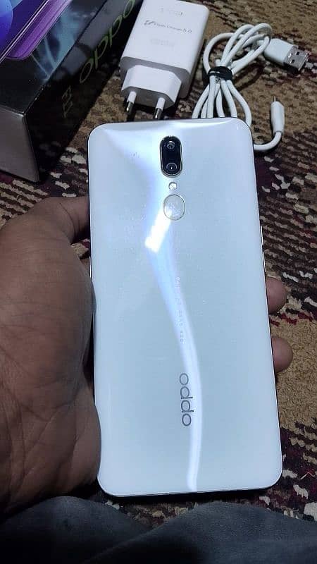 oppo f11 6/128 0