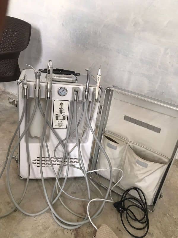 portable dental unit 1