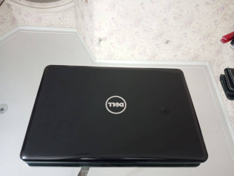 dell Inspiron 15 5567 i5 7th gen 6