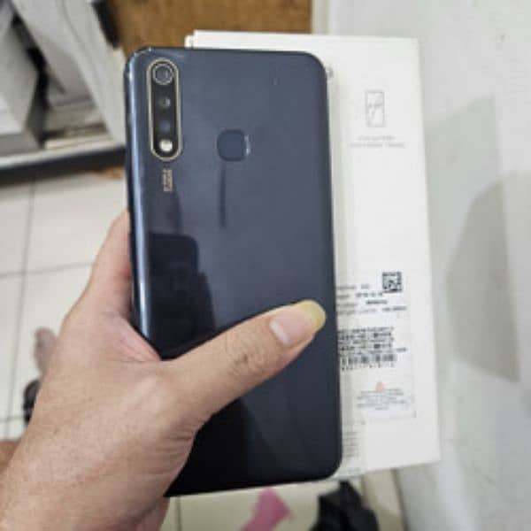 Vivo Y19 for sale 2