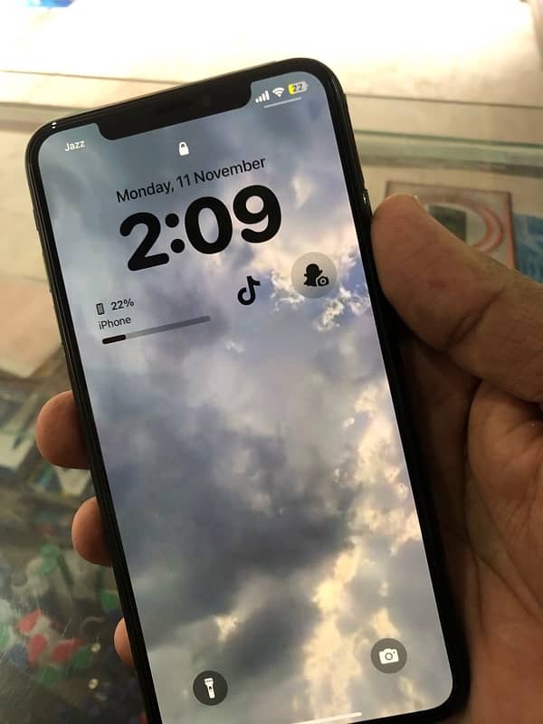 I phone xs max Pta approved 4