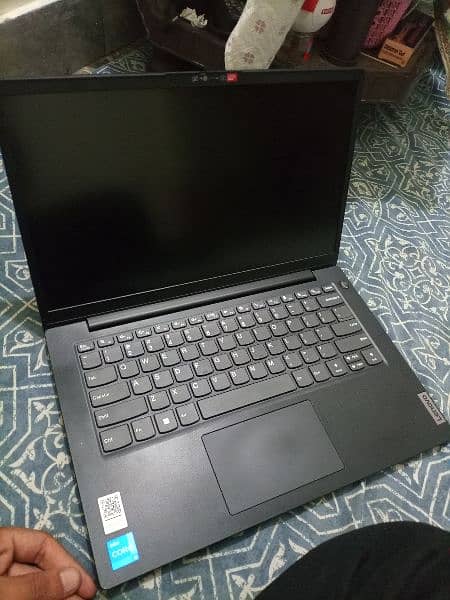 Lenovo V14 G3 - i5 12th generation 1